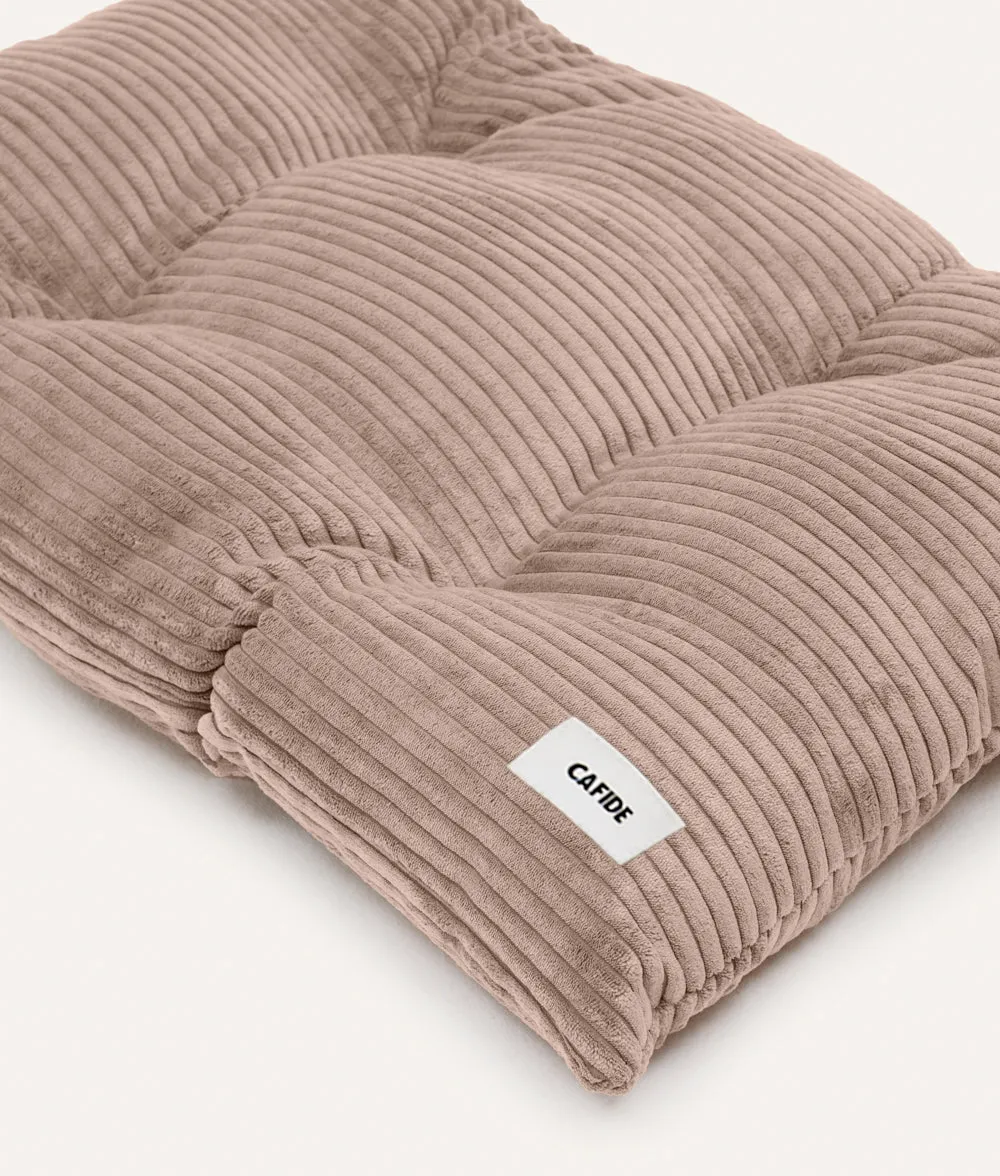 Cafide Bela Mocha Beige hundepude fløjl vaskbar