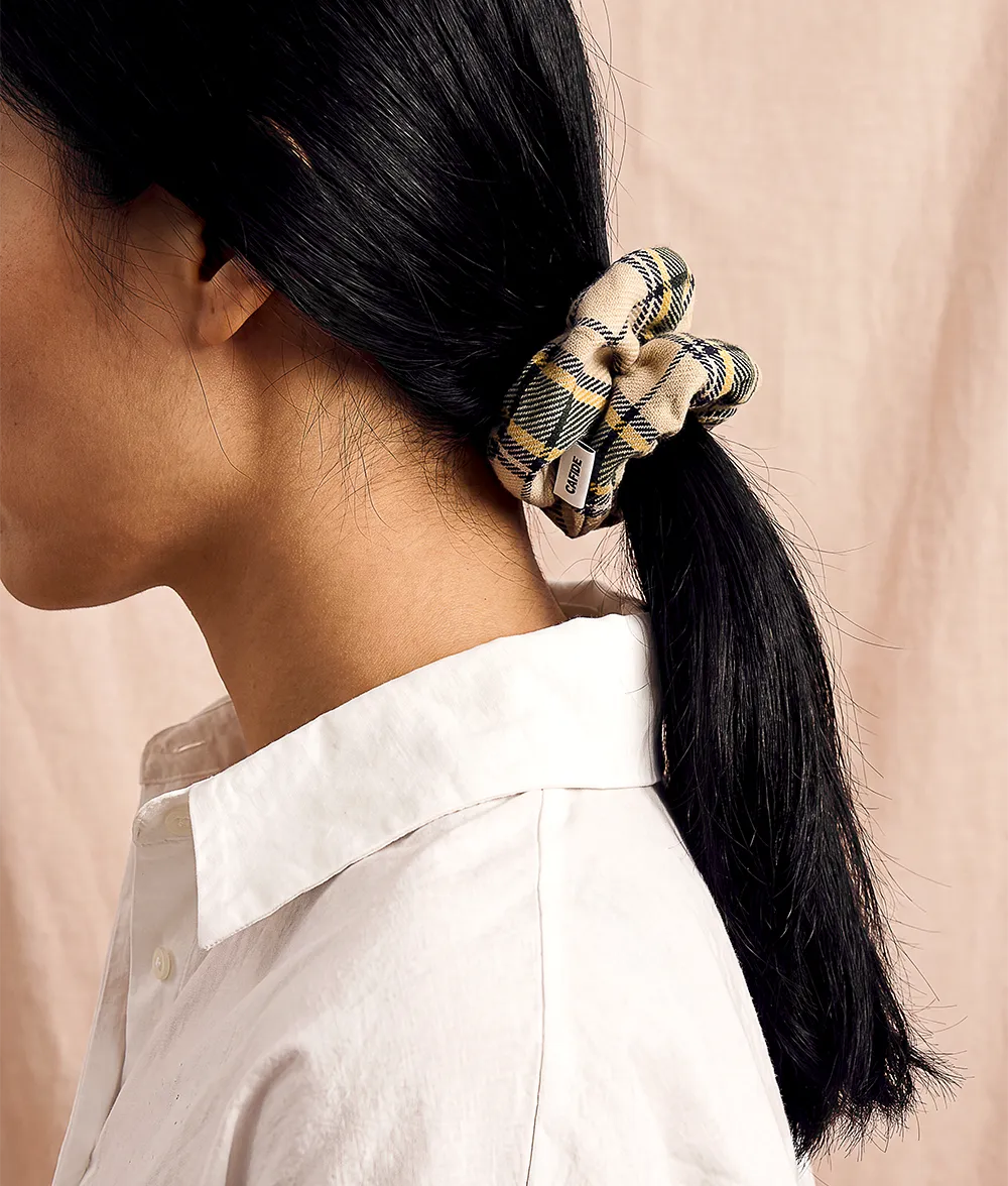 Cafide Noa scrunchie beige tartan bomuld